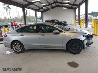 2020 Ford Fusion SE with VIN 3FA6P0HD6LR122451, listed as a IAAI auction lot 41963862 with 126,163 mi miles. Bid and sale history available at carsss.com. Image 14.