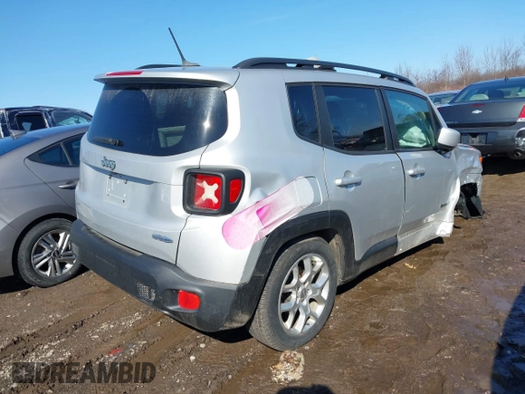 2015 Jeep Renegade Latitude with VIN ZACCJBBT0FPB37763, listed as a IAAI auction lot 41758226 with 93,195 mi miles. Bid and sale history available at carsss.com. Image 4.