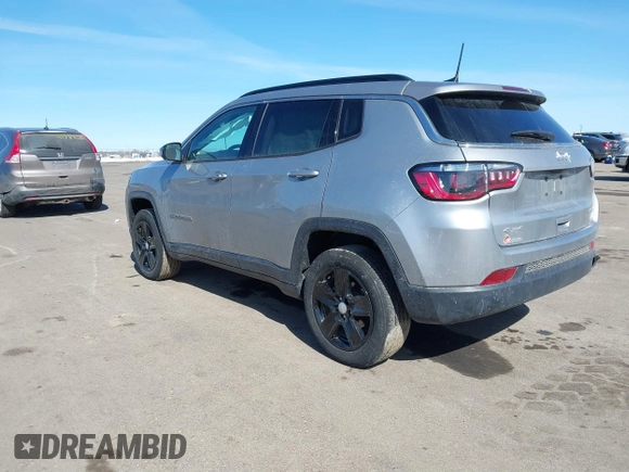 2022 Jeep Compass Latitude with VIN 3C4NJDBB6NT123062, listed as a IAAI auction lot 41770366 with 28,375 mi miles and . Bid and sale history available at DreamBid. Image 3.