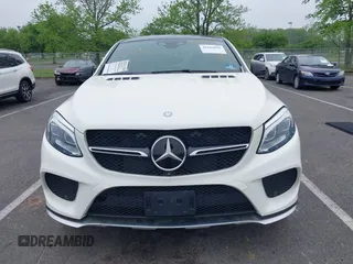 2016 Mercedes-Benz GLE 450 AMG с VIN 4JGED6EB9GA013580, выставлен на аукционе IAAI как лот 42183626 с пробегом 63 950 миль миль и . История ставок и продаж доступна на DreamBid. Изображение 12.