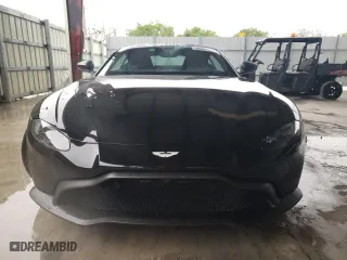 2019 Aston Martin Vantage with VIN SCFSMGAW3KGN00948, listed as a Copart auction lot 60547444 with 26,299 mi miles and Non Repairable. Bid and sale history available at carsss.com. Image 5.