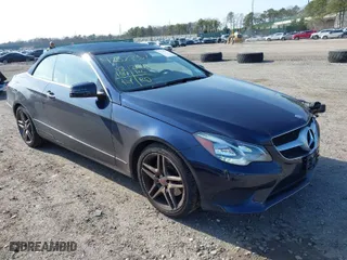2014 Mercedes-Benz E-Class E 350 with VIN WDDKK5KF4EF269162, listed as a IAAI auction lot 42028557 with 82,154 mi miles. Bid and sale history available at carsss.com. Image 1.