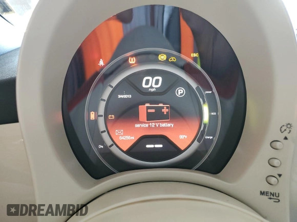 2014 FIAT 500e with VIN 3C3CFFGE6ET189638, listed as a Copart auction lot 61492525 with 64,256 mi miles and Clean title. Bid and sale history available at DreamBid. Image 9.
