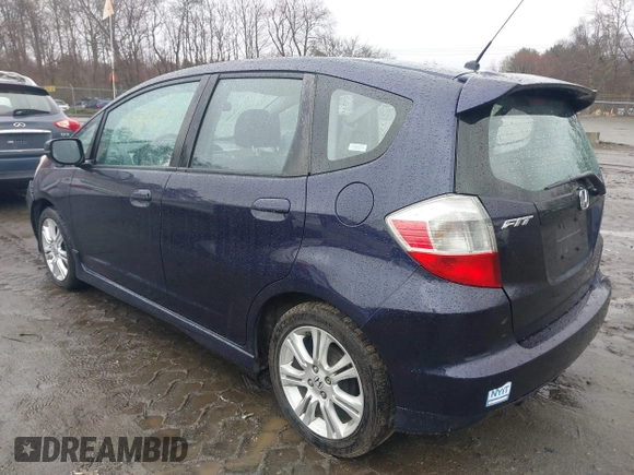 2009 Honda Fit Sport with VIN JHMGE88419S069110, listed as a IAAI auction lot 41981489 with 113,724 mi miles. Bid and sale history available at carsss.com. Image 3.