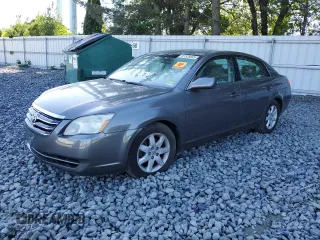 2007 Toyota Avalon XL z VIN 4T1BK36BX7U252978, wystawiony jako Copart lot #57328695 z przebiegiem 118 529 mil mil oraz Szkoda całkowita • Salvage title. Historia ofert i sprzedaży dostępna na DreamBid. Obrazek 1.
