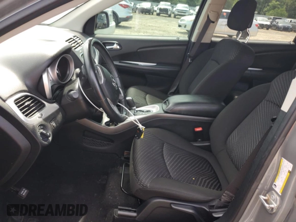 2019 Dodge Journey SE with VIN 3C4PDCBB9KT872444, listed as a Copart auction lot 61310125 with 48,520 mi miles and Salvage title. Bid and sale history available at DreamBid. Image 7.