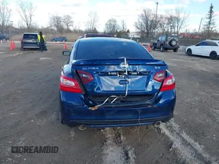 2017 Nissan Altima S z VIN 1N4AL3AP2HN311779, wystawiony jako IAAI lot #41705941 z przebiegiem 46 649 mil mil oraz . Historia ofert i sprzedaży dostępna na DreamBid. Obrazek 16.