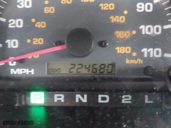 2000 Toyota 4Runner Limited with VIN JT3HN87R8Y0301624, listed as a IAAI auction lot 41786250 with 224,680 mi miles. Bid and sale history available at carsss.com. Image 15.