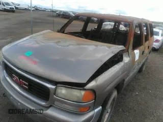 2000 GMC Yukon XL SLT with VIN 3GKFK16T8YG118062, listed as a IAAI auction lot 39305331 with 1 mi miles. Bid and sale history available at carsss.com. Image 6.
