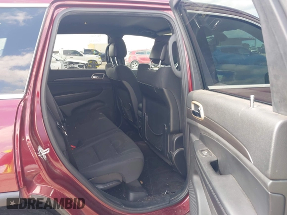 2016 Jeep Grand Cherokee Laredo with VIN 1C4RJEAG2GC386636, listed as a IAAI auction lot 42347946 with 325,943 mi miles and . Bid and sale history available at DreamBid. Image 8.