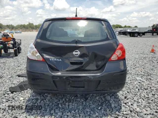 2010 Nissan Versa S z VIN 3N1BC1CPXAL382804, wystawiony jako Copart lot #63652575 z przebiegiem 168 051 mil mil oraz Szkoda całkowita • Salvage title. Historia ofert i sprzedaży dostępna na DreamBid. Obrazek 6.
