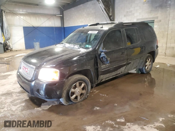 2005 GMC Envoy XL SLE with VIN 1GKET16S456136541, listed as a Copart auction lot 41986845 with 229,576 mi miles and Salvage Title. Bid and sale history available at carsss.com. Image 1.