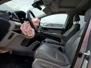2022 Honda Odyssey Touring с VIN 5FNRL6H82NB009321, выставлен на аукционе Copart как лот 59058535 с пробегом 88 073 миль миль и Списание • Salvage title. История ставок и продаж доступна на DreamBid. Изображение 7.