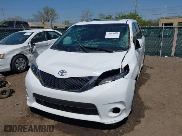 2017 Toyota Sienna SE with VIN 5TDXZ3DCXHS883219, listed as a IAAI auction lot 42104502 with 97,047 mi miles and . Bid and sale history available at DreamBid. Image 6.