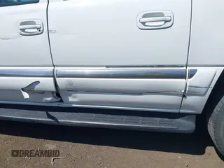 2001 GMC Yukon XL SLT z VIN 3GKFK16TX1G280135, wystawiony jako IAAI lot #42328582 z przebiegiem 222 698 mil mil oraz . Historia ofert i sprzedaży dostępna na DreamBid. Obrazek 6.