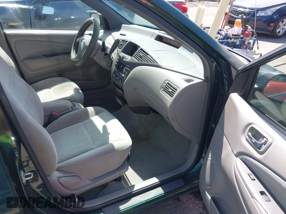 2001 Toyota Prius with VIN JT2BK12UX10033011, listed as a IAAI auction lot 42270936 with 147,675 mi miles and . Bid and sale history available at DreamBid. Image 5.
