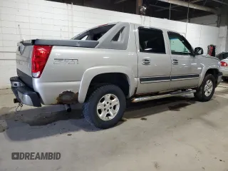 2005 Chevrolet Avalanche Z71 с VIN 3GNEK12Z45G106995, выставлен на аукционе Copart как лот 66574805 с пробегом 198 229 миль миль и Чистый • Clean title. История ставок и продаж доступна на DreamBid. Изображение 3.