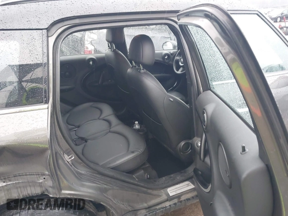 2014 MINI Countryman S z VIN WMWZC5C55EWP38431, wystawiony jako IAAI lot #41710523 z przebiegiem 153 441 mil mil oraz . Historia ofert i sprzedaży dostępna na DreamBid. Obrazek 8.