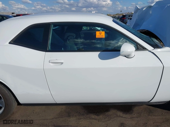 2021 Dodge Challenger SXT with VIN 2C3CDZAG5MH546901, listed as a IAAI auction lot 41447572 with 1 mi miles. Bid and sale history available at carsss.com. Image 13.