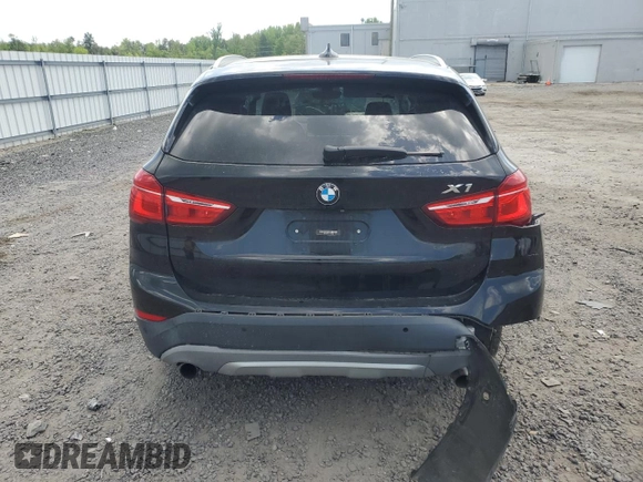 2017 BMW X1 xDrive28i with VIN WBXHT3C39H5F81200, listed as a Copart auction lot 55304485 with 88,948 mi miles and Salvage Title. Bid and sale history available at DreamBid. Image 6.
