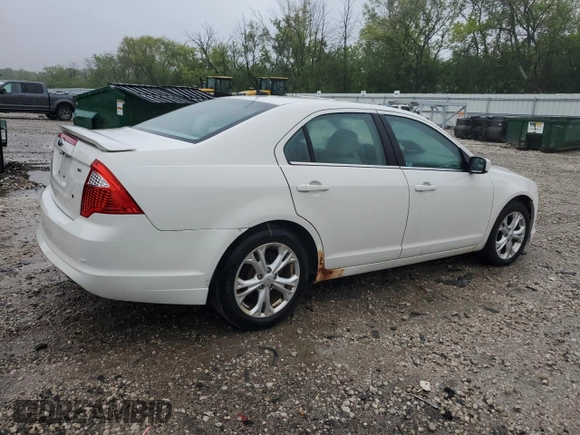 2012 Ford Fusion SE z VIN 3FAHP0HA4CR185059, wystawiony jako Copart lot #56875985 z przebiegiem 173 644 mil mil oraz Nie do naprawy. Historia ofert i sprzedaży dostępna na DreamBid. Obrazek 3.