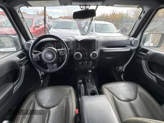2018 Jeep Wrangler JK Unlimited Sahara with VIN 1C4BJWEG5JL914484, listed as a Copart auction lot 77793454 with 165,944 mi miles and Non Repairable. Bid and sale history available at carsss.com. Image 9.