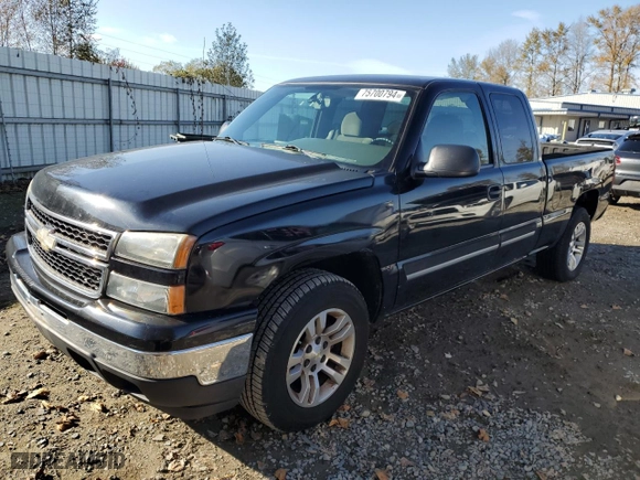 2007 Chevrolet Silverado 1500 Classic LT3 with VIN 1GCEK19B17Z151512, listed as a Copart auction lot 75700794 with 157,941 mi miles and Clean Title. Bid and sale history available at carsss.com. Image 1.
