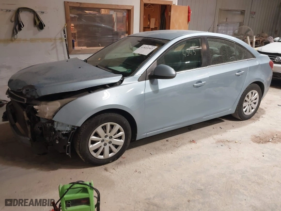 2011 Chevrolet Cruze LT w/1LT with VIN 1G1PF5S90B7260584, listed as a IAAI auction lot 41824543 with 177,313 mi miles. Bid and sale history available at carsss.com. Image 17.
