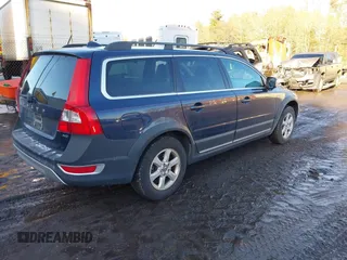 2011 Volvo XC70 3.2L with VIN YV4940BZXB1115299, listed as a IAAI auction lot 41567362 with 197,318 mi miles and . Bid and sale history available at DreamBid. Image 4.