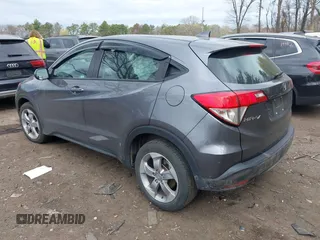 2022 Honda HR-V LX with VIN 3CZRU6H36NM725968, listed as a IAAI auction lot 42055401 with 58,525 mi miles. Bid and sale history available at carsss.com. Image 3.