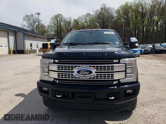 2018 Ford F-350 XL with VIN 1FT8W3BT8JEC75422, listed as a Copart auction lot 53112185 with 97,826 mi miles and Salvage Title. Bid and sale history available at DreamBid. Image 13.