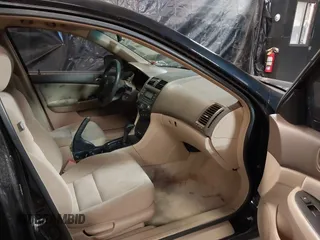 2007 Honda Accord LX z VIN 1HGCM56487A222705, wystawiony jako IAAI lot #41046876 z przebiegiem 100 211 mil mil oraz . Historia ofert i sprzedaży dostępna na DreamBid. Obrazek 5.
