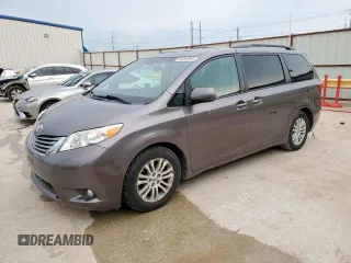 2016 Toyota Sienna XLE with VIN 5TDYK3DC9GS743458, listed as a Copart auction lot 60264865 with 65,272 mi miles and Salvage title. Bid and sale history available at DreamBid. Image 1.