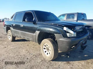 2003 Chevrolet Avalanche with VIN 3GNEK13TX3G205912, listed as a IAAI auction lot 41502952 with 1 mi miles. Bid and sale history available at carsss.com. Image 1.