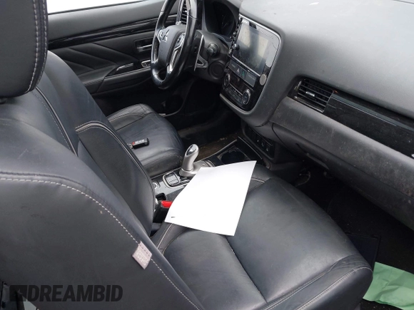 2018 Mitsubishi Outlander SEL z VIN JA4J24A58JZ058655, wystawiony jako IAAI lot #42569775 z przebiegiem 111 370 mil mil oraz . Historia ofert i sprzedaży dostępna na DreamBid. Obrazek 5.