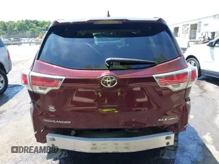 2015 Toyota Highlander XLE z VIN 5TDJKRFH3FS200862, wystawiony jako IAAI lot #42435728 z przebiegiem 100 821 mil mil oraz . Historia ofert i sprzedaży dostępna na DreamBid. Obrazek 16.