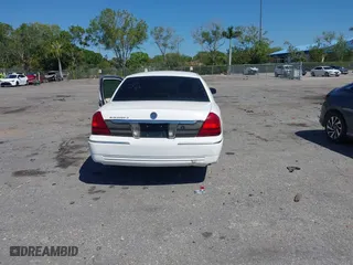 2007 Mercury Grand Marquis LS with VIN 2MEFM75VX7X623356, listed as a IAAI auction lot 41783361 with 157,921 mi miles. Bid and sale history available at carsss.com. Image 17.