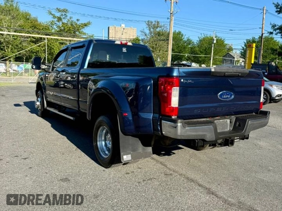 2019 Ford F-350 XL with VIN 1FT8W3DT7KEF88122, listed as a Copart auction lot 58671645 with 323,374 mi miles and Clean title. Bid and sale history available at DreamBid. Image 3.