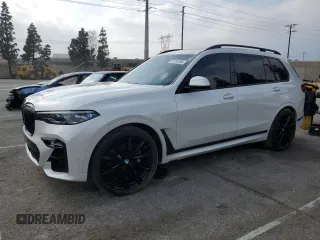 2020 BMW X7 M50i z VIN 5UXCX6C03LLE35512, wystawiony jako Copart lot #51104095 z przebiegiem Nie podano mil oraz Szkoda całkowita • Salvage title. Historia ofert i sprzedaży dostępna na DreamBid. Obrazek 1.