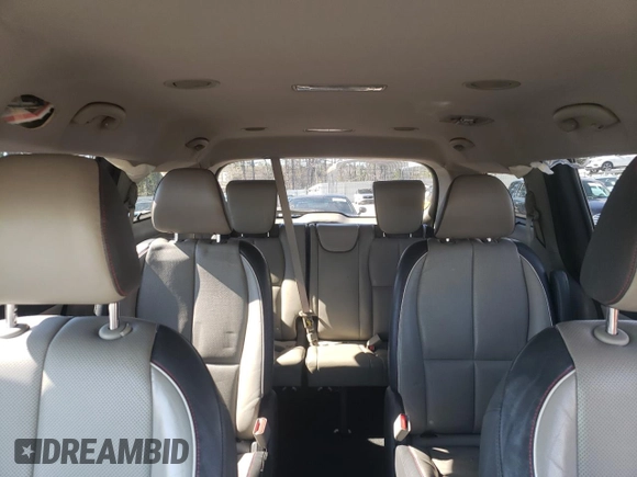 2017 Kia Sedona LX with VIN KNDMB5C18H6331057, listed as a Copart auction lot 46455575 with 93,106 mi miles and Salvage Title. Bid and sale history available at carsss.com. Image 10.