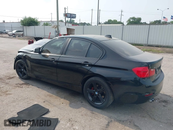 2015 BMW 3 Series 328i с VIN WBA3A5G57FNS89315, выставлен на аукционе IAAI как лот 42293358 с пробегом Не указан миль и . История ставок и продаж доступна на DreamBid. Изображение 3.