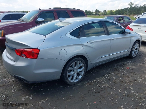 2015 Chevrolet Impala LTZ with VIN 2G1165S33F9103539, listed as a IAAI auction lot 41981948 with 273,442 mi miles. Bid and sale history available at carsss.com. Image 4.