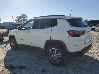 2020 Jeep Compass North z VIN 3C4NJDBB7LT228982, wystawiony jako Copart lot #55665605 z przebiegiem 33 715 mil mil oraz Szkoda całkowita • Salvage title. Historia ofert i sprzedaży dostępna na DreamBid. Obrazek 2.