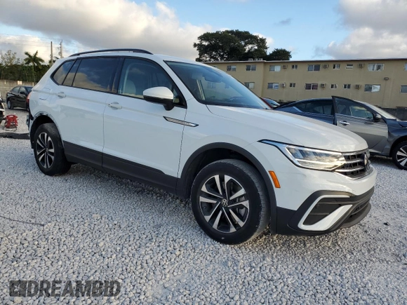 2023 Volkswagen Tiguan S z VIN 3VVRB7AX1PM089883, wystawiony jako Copart lot #43635945 z przebiegiem 34 474 mil mil oraz Nie do naprawy • Non repairable. Historia ofert i sprzedaży dostępna na DreamBid. Obrazek 4.