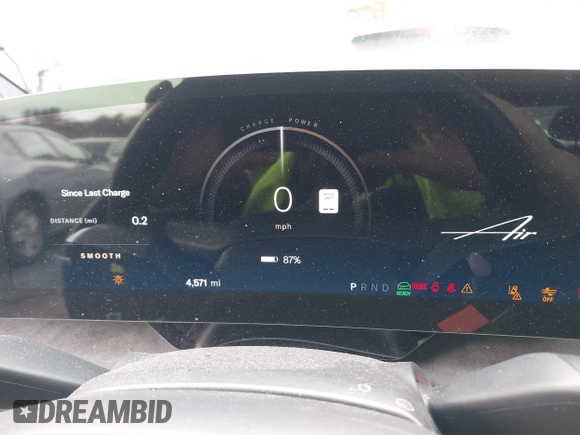 2023 Lucid Air Grand Touring z VIN 50EA1GBA6PA005316, wystawiony jako IAAI lot #41591359 z przebiegiem 4571 mil mil oraz . Historia ofert i sprzedaży dostępna na DreamBid. Obrazek 7.