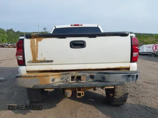 2007 Chevrolet Silverado 1500 LT3 with VIN 2GCEK13Z071170471, listed as a IAAI auction lot 42036918 with 257,478 mi miles and . Bid and sale history available at DreamBid. Image 16.