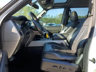 2014 Ford Expedition Limited z VIN 1FMJU1K53EEF65470, wystawiony jako Copart lot #83103034 z przebiegiem 211 577 mil mil oraz Szkoda całkowita • Salvage title. Historia ofert i sprzedaży dostępna na DreamBid. Obrazek 7.