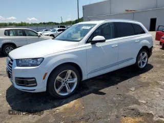 2019 Audi Q7 Prestige with VIN WA1VAAF74KD012235, listed as a Copart auction lot 60905675 with 69,878 mi miles and Salvage title. Bid and sale history available at DreamBid. Image 1.