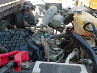 2019 Ford F-150 XL с VIN 1FTMF1EB9KKC68679, выставлен на аукционе IAAI как лот 43121199 с пробегом 146 531 миль миль и . История ставок и продаж доступна на DreamBid. Изображение 19.