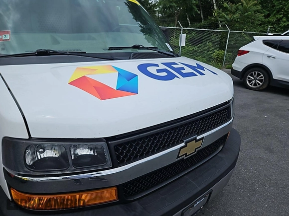 2020 Chevrolet Express Cargo with VIN 1GCWGAFG0L1185522, listed as a IAAI auction lot 42842195 with 128,884 mi miles and . Bid and sale history available at DreamBid. Image 18.